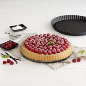 Zenker - Stampo per crostata a nido d'ape con bordo scanalato, Ø30 cm Linea Black Metallic